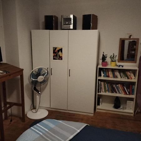 Ein Offenes Kompetentes Ohr โคโลญ ภายนอก รูปภาพ